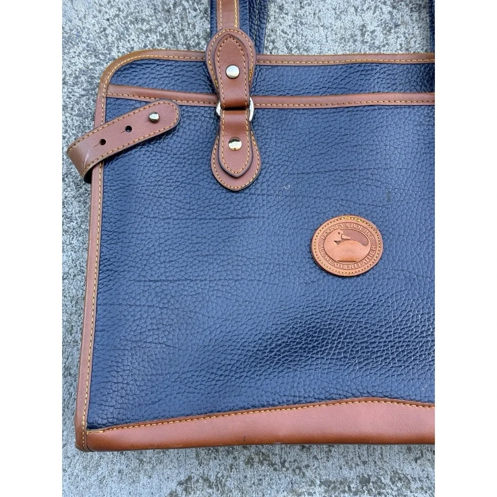 Beautiful Dooney & Bourke Navy Pebbled Leather Shoulder Satchel Briefcase